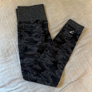 Gymshark Camo Seamless Leggings (Black)
